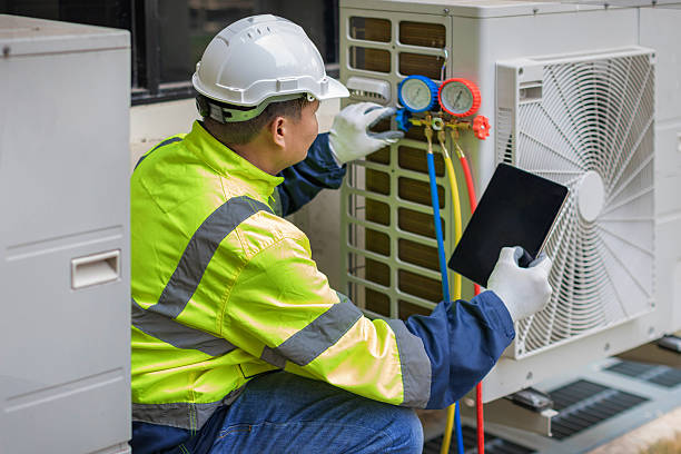 Professional Hvac technician working in Lima, PA
